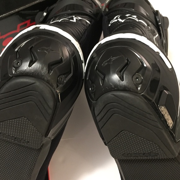 SOLD. Men’s Alpinestars Supertech-R Racing Boots - Picture 7 of 8